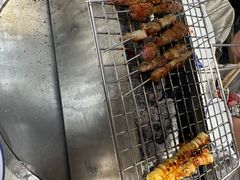 -喜悦小串丹东小黄牛海鲜烧烤大排档(民主广场店)