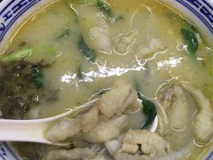 -明呈黄鱼面馆(斜土路店)