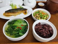 -雪梅月子中心(华侨城店)