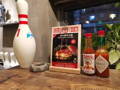 -HIGH FIVE哈福手工汉堡(桂林路店)