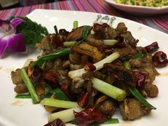 -香巴拉云南餐厅(华莱坞店)