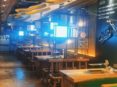 大堂-河坝烧烤串城(金达莱店)