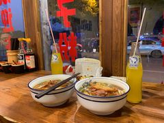 -矮子粉店1985·长沙米粉(湘春路店)