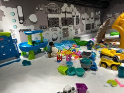-MINI MARS KIDS CLUB亲子家庭中心(长宁天山店)