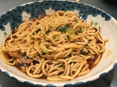 -沙龙酒家