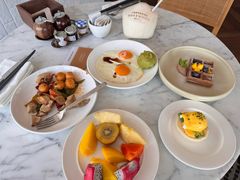 -瑰丽酒店·海吧·天际下午茶·现场DJ·天台酒吧