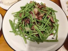 -莲餐厅·湖北菜·潜江小龙虾店(愚园路店)