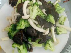 保健菜-前王院•巧克力海鲜市集餐厅(万平口店)