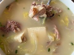 鸭架白菜豆腐汤-月福京味斋·烤鸭店·北京菜(鼓楼总店)