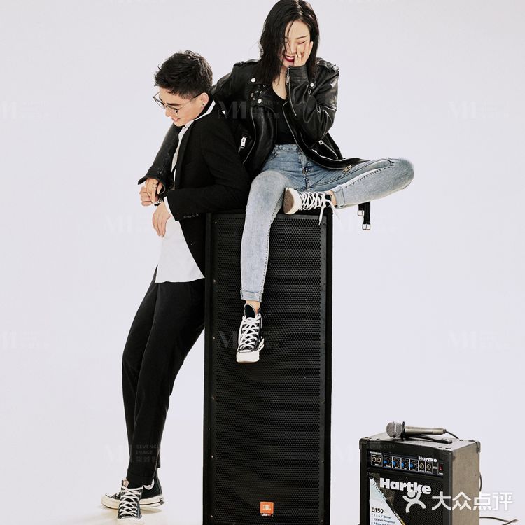 深圳婚纱照 | 单色背景拍出来的高级感