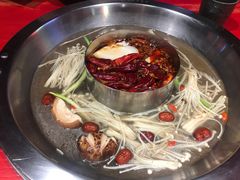 -谭鸭血老火锅(漳州路店)