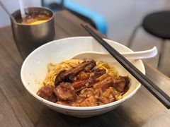 牛腩鸡翼捞粗-新记美食(关闸店)