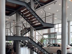 -天津波士信达奔驰4S店(卫津南路店)