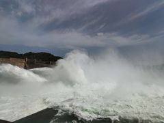 -黄河小浪底水利枢纽风景区