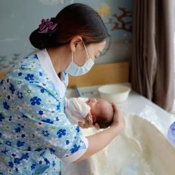 -裕月馨月子中心(滨江店)