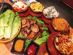 猪蹄套餐-肥肥虾庄·金牌油焖大虾(杨园滨江时代walk店)