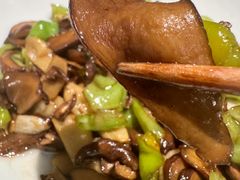 -一坐一忘云南菜(嘉里中心店)