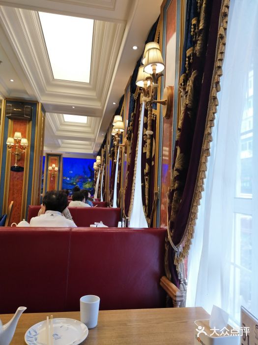 品海楼·大连海胆锅贴馆(东港店)大堂图片