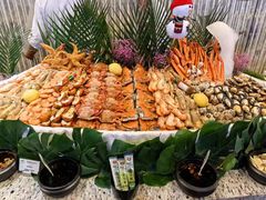 -怡豪大饭店·银顶旋转餐厅