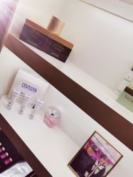 -美肤盾祛痘·问题肌头疗管理中心