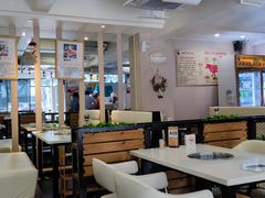 大堂-三头牛·潮汕牛肉生蚝火锅 (夏湾店)