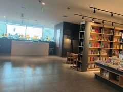 -魔方城市书房(中街益田店)