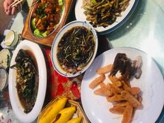 -快乐老家三鲜饺子东北菜(南六中路店)
