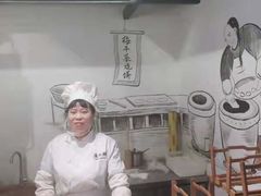 -卢大鲜鱼头捞饭(美利广场店)
