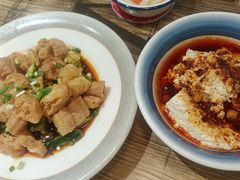 -冯烫烫跷脚牛肉·川菜小馆(武胜西街店)
