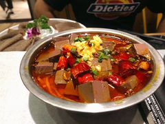 鸭血-游园觅食记夜市·小龙虾大排档