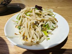 凉拌杏鲍菇-老九圆山西面馆(CBD店)