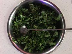 -拈签一笑黄牛肉辣卤串串