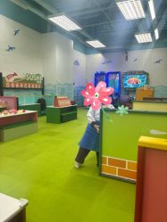 -莫莉幻想儿童乐园(青岛金茂湾店)