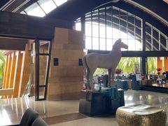 -三亚湾海居铂尔曼度假酒店