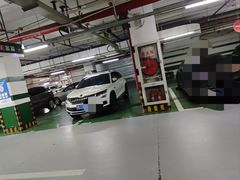 -百联中环购物广场-停车场