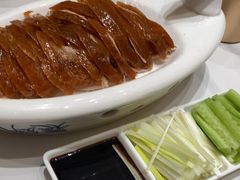 -梅利汴京烤鸭•开封豫菜地标店(东司门店)
