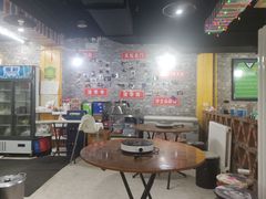 大堂-老红桥炸灌肠牛肚锅烧烤(定福庄店)