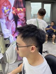 -藤野造型烫发染发