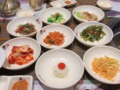 小菜-朴大人炭烤·韩国料理(奥帆中心海尔洲际店)