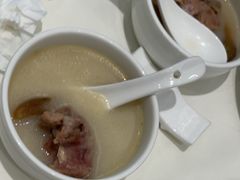 广东老火汤-万龙洲海鲜(大兴绿地缤纷城店)