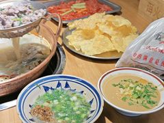 -洱火云南酸菜牛肉火锅(石景山当代商城店)