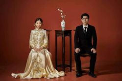 -雪中彩影婚纱摄影·微光艺术中心