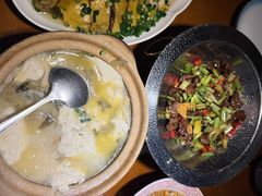 -魏铭鱼头捞饭(晋阳路店)