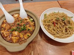 -彧玖食坊·川式砂锅酒馆(成山路店)