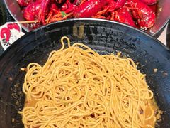 -巴厘龙虾·榜首油焖大虾(音乐学院·沿江酒馆店)