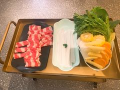 一只小肥羊羔羊肉拼盘-小肥羊(西丽宝能城店)