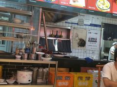 -陈寔包子王·卤煮小肠·京味小吃(龙潭店)