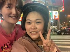 -六合夜市