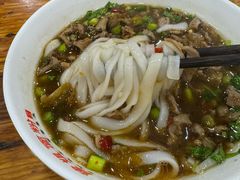 酸辣鸡杂粉-肆姐面粉馆(坡子街店)
