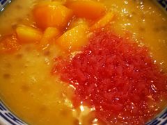 杨枝甘露-黄氏许牛奶甜品餐厅(裕华万达店)